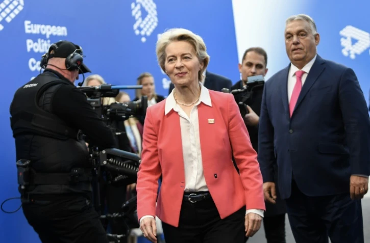 La présidente de la Commission européenne Ursula von der Leyen arrive au sommet de la Communauté politique européenne à Budapest le 7 novembre 2024