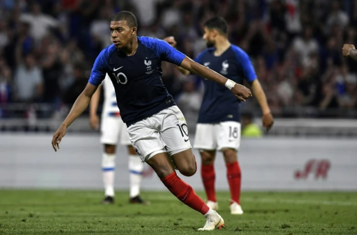 L'attaquant de l'équipe de France Kylian Mbappé vient d'égaliser contre les Etats-Unis en amical à Décines-Charpieu, près de Lyon
