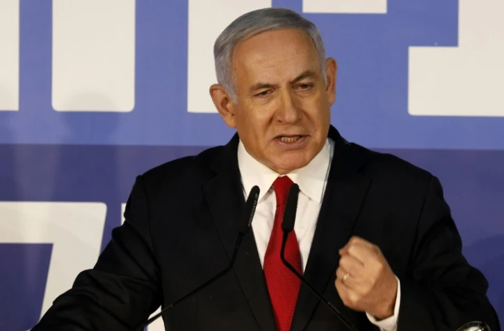 Le Premier ministre israélien Benjamin Netanyahu s'exprime lors d'une déclaration télévisée le 28 février 2019 à sa résidence à Jérusalem pour dénoncer comme relevant d'une "chasse aux sorcières" la perspective d'être inculpé pour corruption