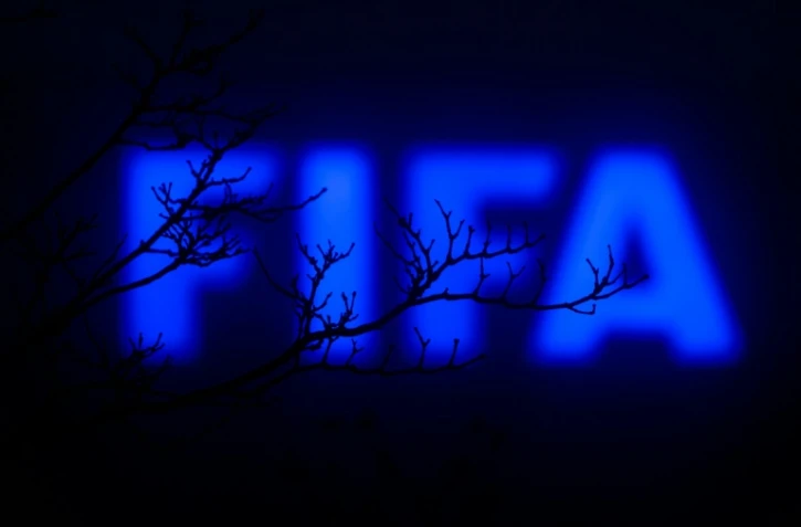 Seize nouvelles personnes ont été inculpées jeudi dans le cadre de l'enquête pour corruption au sein de la Fifa menée par les Etats-Unis, dont plusieurs hauts responsables de l'organisation