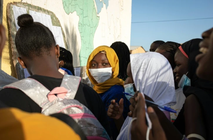 Des élèves à Dakar le 12 novembre 2020