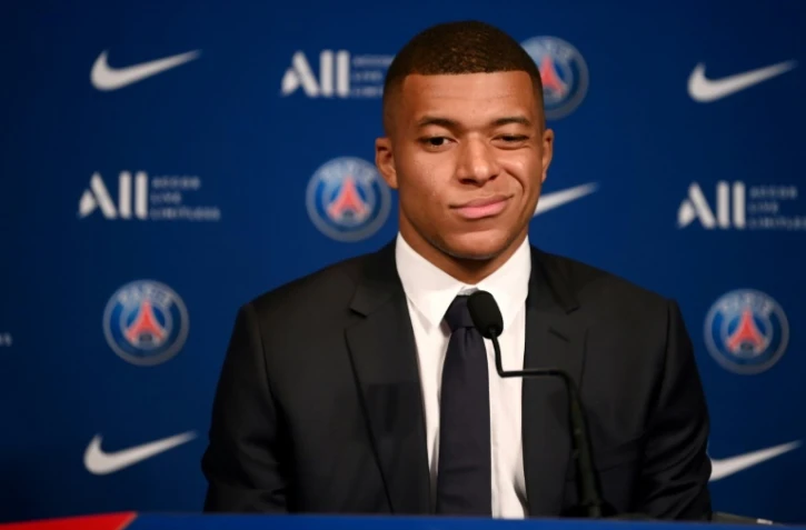 L'attaquant du PSG Kylian Mbappé en conférence de presse le 23 mai 2022 au Parc des Princes