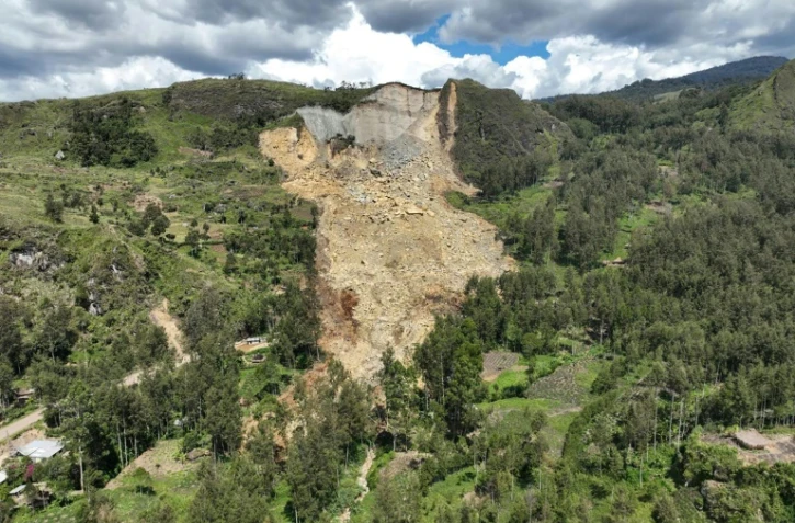 La zone affectée par le glissement de terrain dans le village de Yambali, en Papouasie-Nouvelle-Guinée, le 27 mai 2024