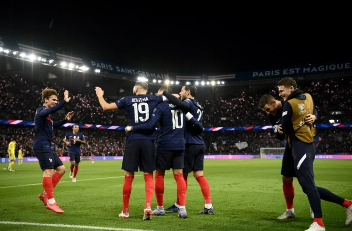 Les joueurs de l'équipe de France se sont amusés face à Kazakhstan au Parc des Princes et validé leur qualification pour le Mondial-2022, le 13 novembre 2021     