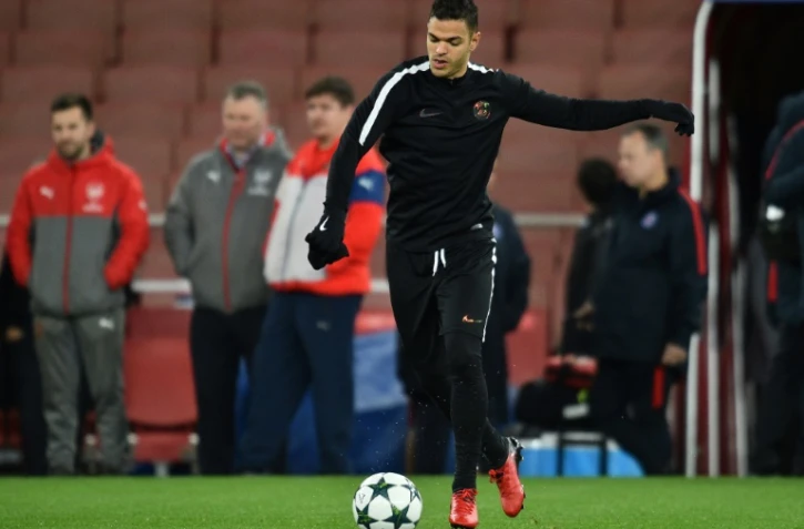 L'attaquant parisien Hatem Ben Arfa, à l'échauffement avant Arsenal-PSG de Ligue des champions, le 22 novembre 2016 à Londres