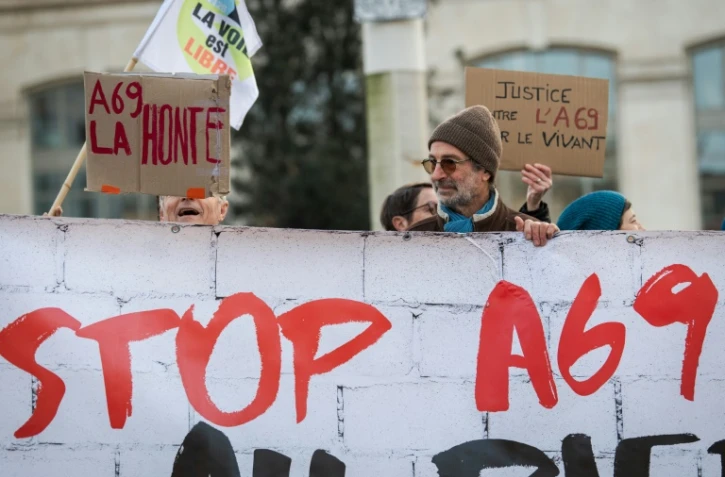 Rassemblement pour protester contre la construction de l'A69 devant le tribunal administratif de Toulouse, le 18 février 2025