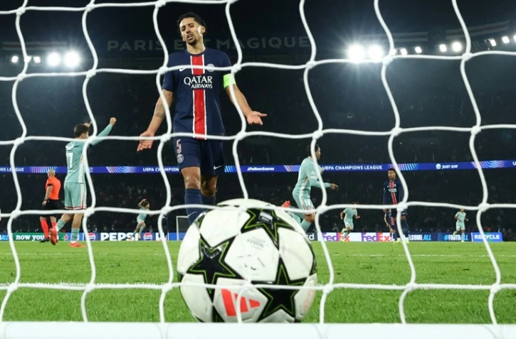 Le capitaine brésilien du Paris SG Marquinhos désespéré après le but encaissé dans le temps additionnel contre l'Atlético Madrid mercredi en Ligue des champion au Parc des Princes. 