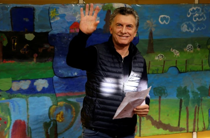 Le président argentin de centre-droit Mauricio Macri vote à Buenos Aires, le 13 août 2017