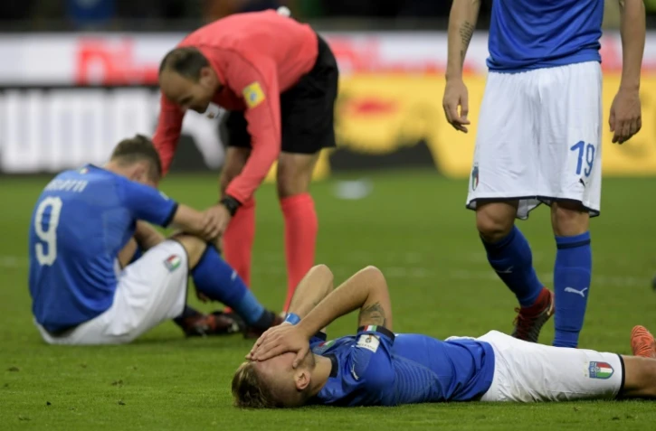 La déception des joueurs italiens qui ne joueront pas le Mondial-2018 après leur défaite face à la Suède en barrage retour de qualif à San Siro, le 13 novembre 2018