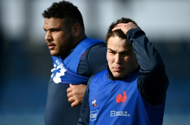 Le demi de mêlée du XV de France, Antoine Dupont, lors d'un entraînement, le 11 février 2021 à Marcoussis, trois jours avant le match du Tournoi des Six nations contre l'Irlande à Dublin