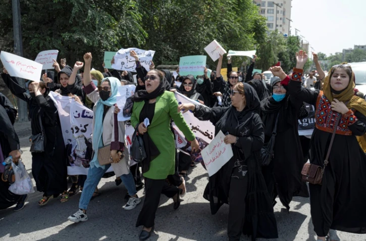 Manifestation de femmes pour le droit au travail et à l'éducation, le 13 août 2022 à Kaboul