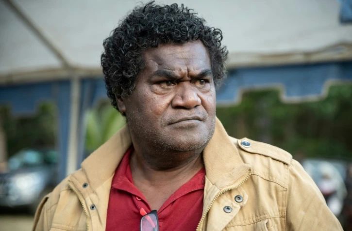 Christian Tein, leader de la Cellule de coordination des actions de terrain (CCAT), assiste à la première assemblée générale de l'organisation qui se tient à la tribu d'Azareu à Bourail, en Nouvelle-Calédonie, le 14 juin 2024