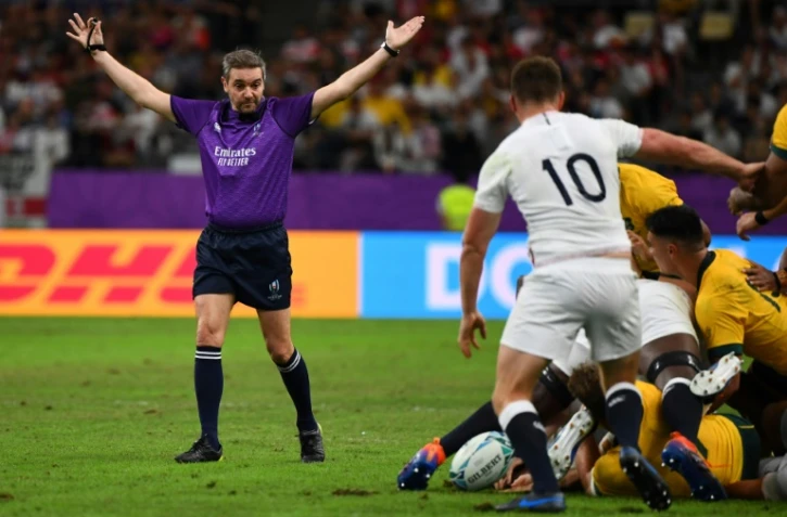 L'arbitre français Jérôme Garcès lors du quart de finale entre l'Angleterre et l'Australie, le 19 octobre 2019 à Oita