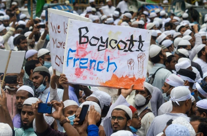 Manifestation contre la France à Dacca, le 2 novembre 2020