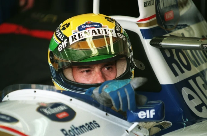 Ayrton Senna, dans le baquet de sa Williams-Renault à la veille de sa mort, le 30 avril 1994 à Imola