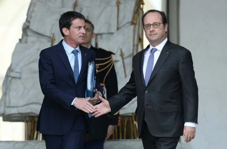 Manuel Valls et François Hollande à l'issue du conseil des ministres le 2 novembre 2016 à l'Elysée à Paris