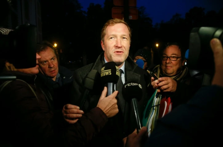 Le chef du gouvernement de la Wallonie, Paul Magnette, à son arrivée à la réunion des principaux ministres des entités fédérées belges et du gouvernement fédéral, le 26 octobre 2016