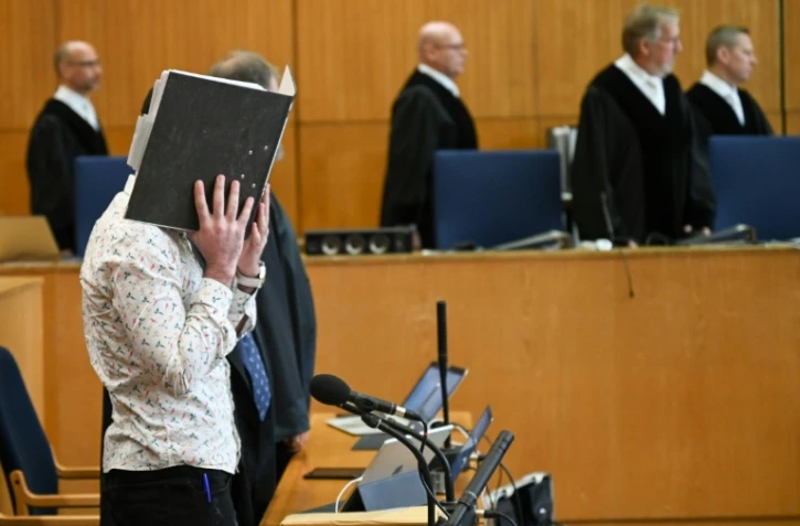 L'Irakien Taha al-J. membre présumé de l'EI comparait devant le tribunal de Francfort, le 24 avril 2020