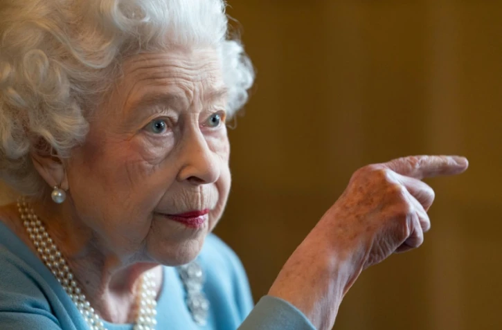 La reine Elizabeth II, le 5 février 2022 dans sa résidence de Sandringham House, à Norfolk
