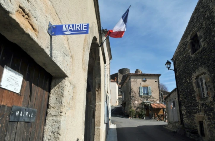 Les parrainages d'élus de communes rurales, comme Chalus ici le 28 mars 2014, sont recherchés par les candidats à l'Elysée