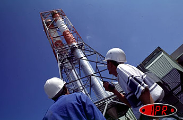 Lundi 27 octobre 2003 
Les agents EDF des centrales thermiques du Gol (notre photo) et de Bois rouge sont à nouveau en grève