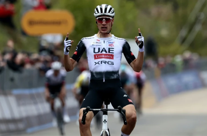 L'espagnol Juan Ayuso, vainqueur de la 7e étape du Giro, le 16 mai 2025 à Tagliacozzo 
