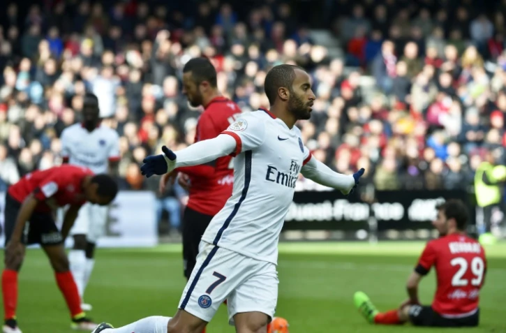 Lucas Moura, auteur d'un doublé pour le PSG contre Guingamp au stade du Roudourou, le 9 avril 2016