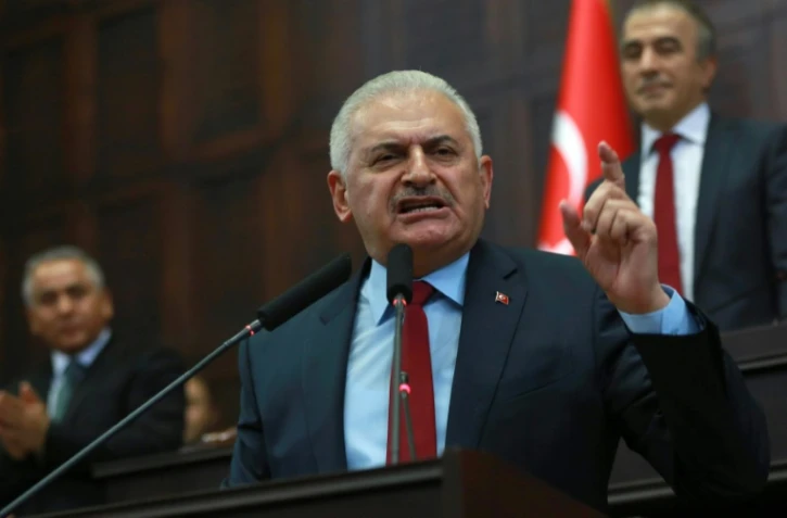Le Premier ministre turc Binali Yildirim s'exprime devant les membres de son parti AK le 19 juillet 2016 à Ankara