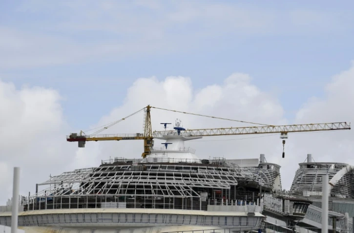 Le "Symphony of the Sea", paquebot de croisière constuit par les chantiers navals STX France à Saint-Nazaire, le 27 juillet 2017