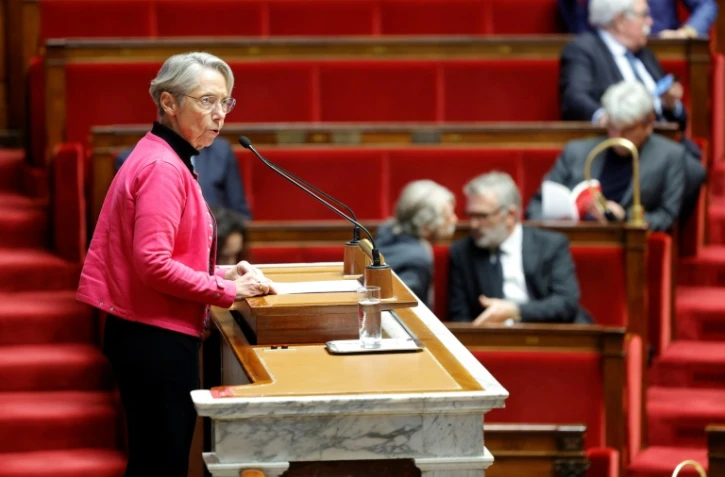 La Première ministre Elisabeth Borne prononce un discours devant l'Assemblée nationale, le 30 octobre 2023 à Paris