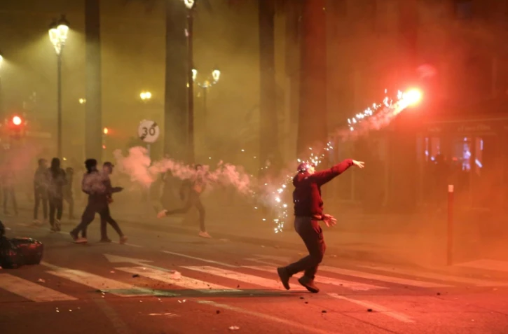 Des manifestants devant la préfecture d’Ajaccio, le 9 mars 2022