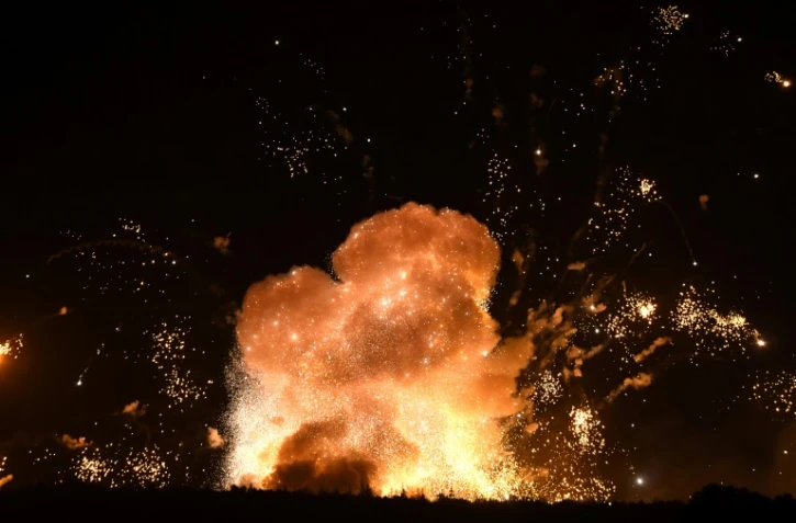 Explosion dans un dépôt de munitions touché par un incendie, le 27 septembre 2017 près de Kalynivka, en Ukraine
