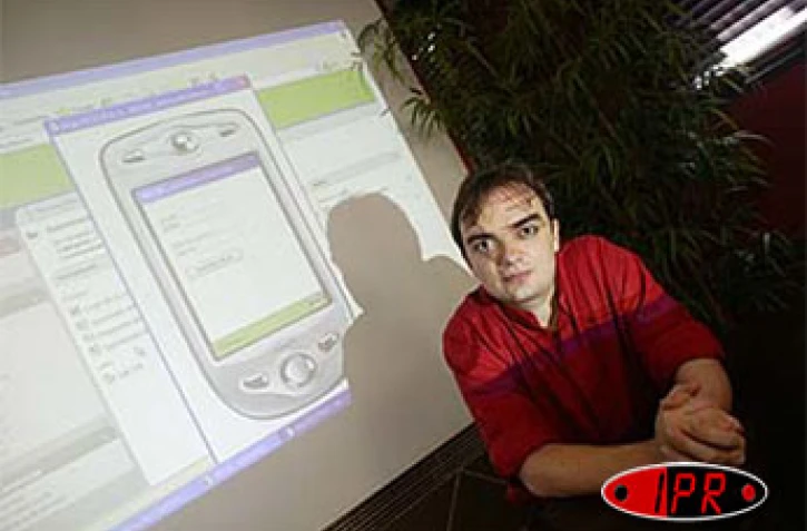 Mardi 30 août 2005 -

Lucas Larroche créateur d'Endémik