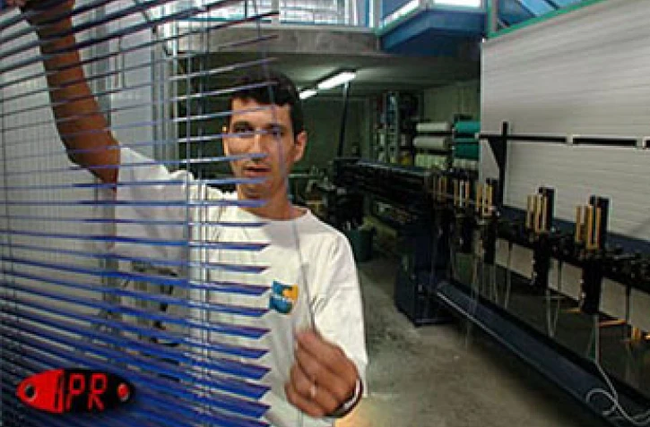 La SOREMIR. L'entreprise fabrique des stores