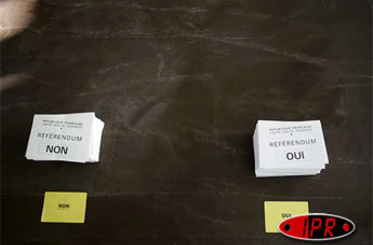 Dimanche 29 mai 2005Les 459 425 électeurs sont appelés à dire "oui" ou "non" à la constitution européenne