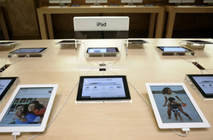 Photo prise le 16 mars 2012 montrant le nouvel ipad 3A dans un magasin Apple Ă Paris