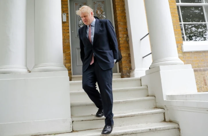Le député Boris Johnson sort de son domicile, le 17 juin 2019 à Londres