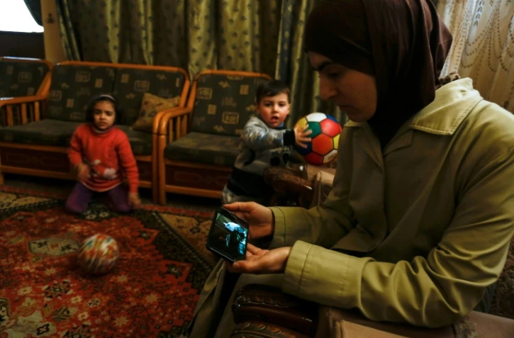 Deana Lynn avec ses enfants à Douma, le 17 mars 2018