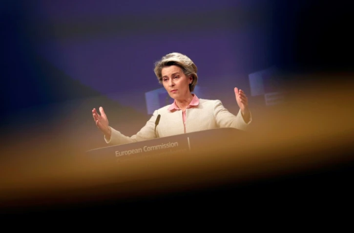 Ursula von der Leyen, la présidente de la Commission européenne, lors d'une conférence de presse à Bruxelles le 24 décembre 2020