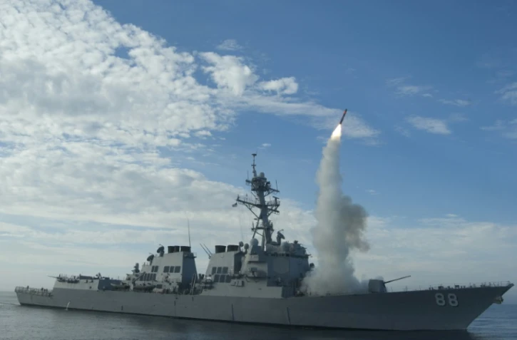 Lancement d'un missile tomahawk depuis l'USS Preble, le 29 septembre 2010