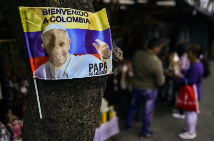 Dans les rues de Bogota,  le 5 septembre 2017, les Colombiens attendent l'arrivée du Pape François