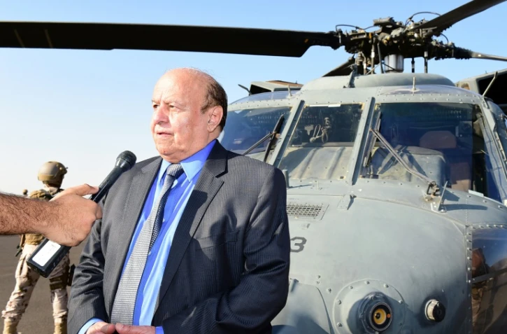 Le président yémenite Abedrabbo Mansour Hadi lors d'une visite le 24 novembre 2015 sur la base militaire d'Al-Anad