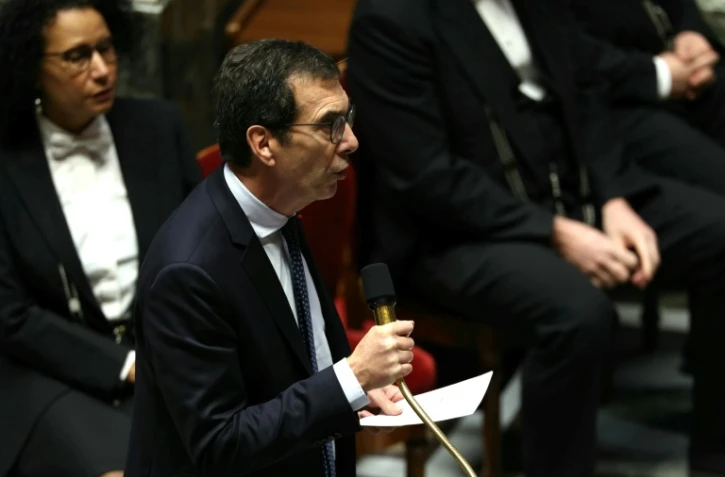 Le ministre du Travail Jean-Pierre Farandou s'exprime devant l'Assemblée nationale, le 2 décembre 2025 à Paris 