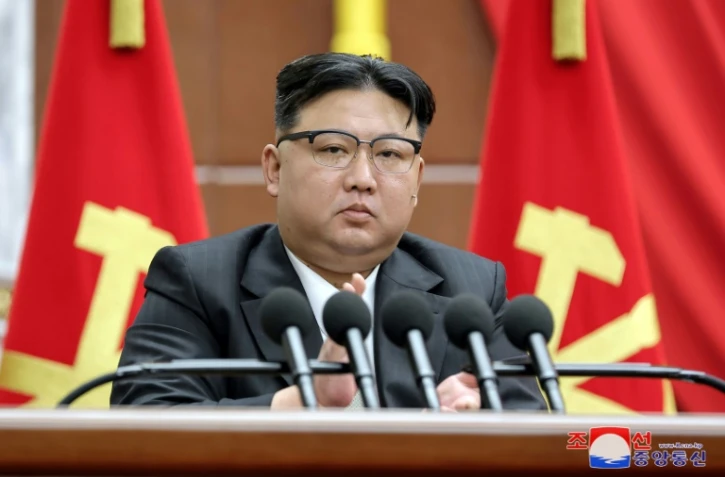 Le numéro un nord-coréen Kim Jong Un participe à un événement du Parti des Travailleurs de Corée, le 31 décembre 2023 à Pyongyang, d'après cette photo publiée par l'agence officielle nord-coréenne KCNA