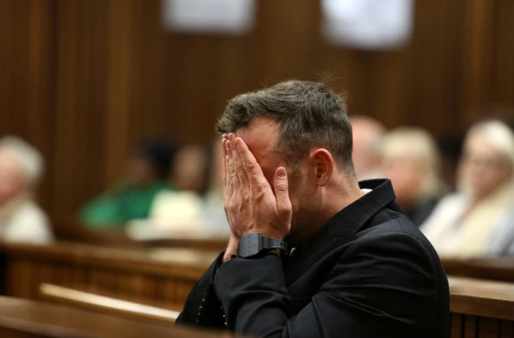 Oscar Pistorius lors d'une audience au tribunal de Pretoria, le 15 juin 2016