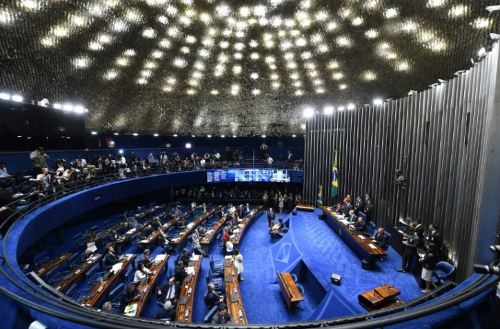 Le Sénat brésilien débat de l'ouverture du procès en destitution de la présidente Dilma Rousseff, à Brasilia le 11 mai 2016