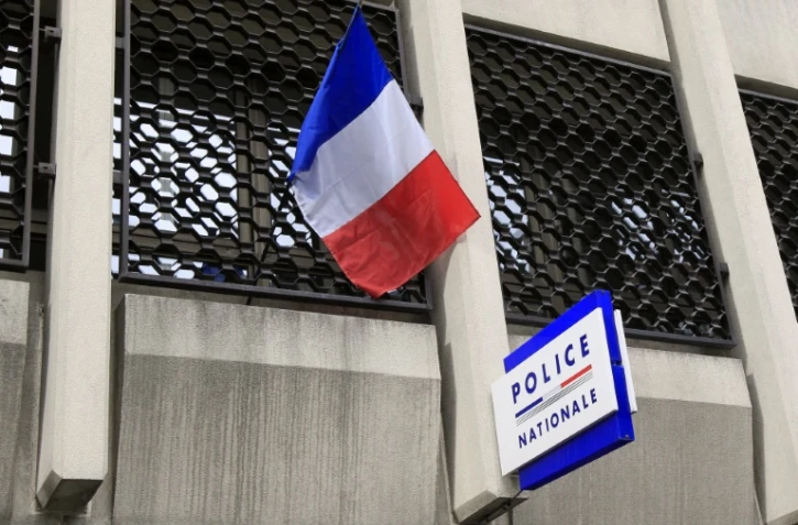 Le parquet de Paris a ouvert une enquête préliminaire vendredi après la plainte déposée par dix-huit adolescents qui accusent des policiers de violences, agressions sexuelles et insultes racistes à leur encontre
