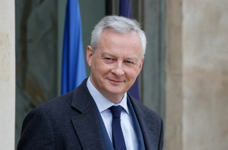 Le ministre de l'Economie et des Finances Bruno Le Maire à la sortie du palais de l'Elysée, le 28 mars 2023 à Paris