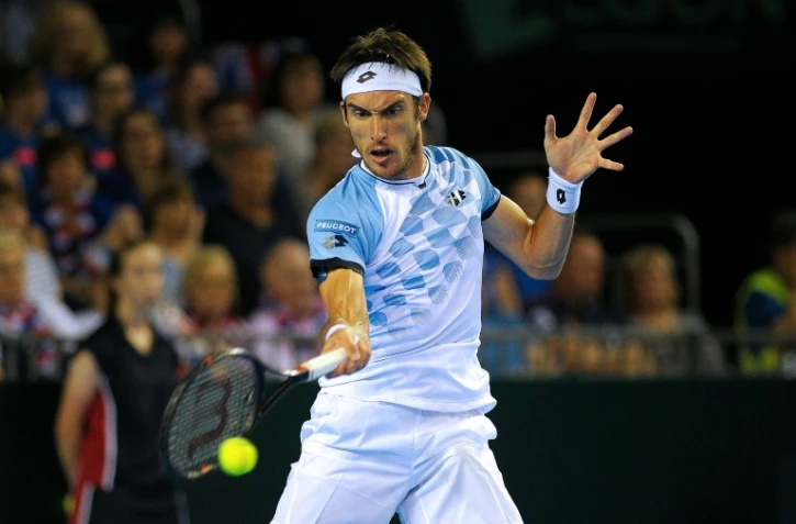 L'Argentin Leonardo Mayer face au Britannique Dan Evans, en demi-finale de Coupe Davis, le 18 septembre 2016 Ă Glasgow