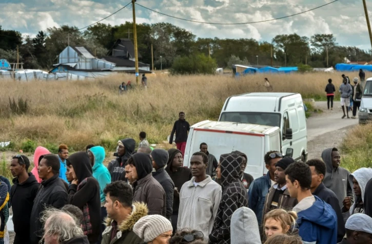 Des migrants le 1er octobre 2016 dans la "Jungle" de Calais